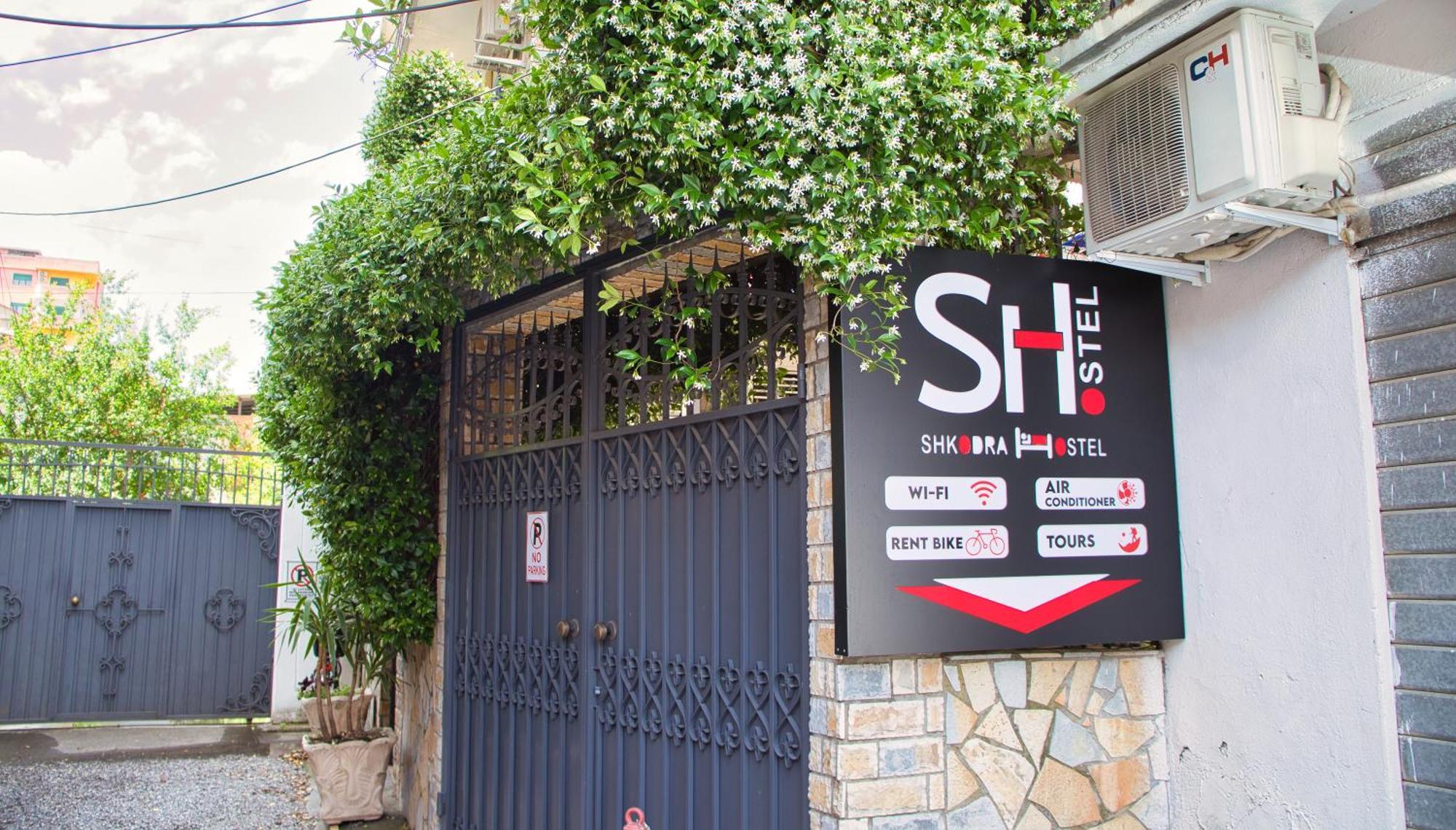 Shkodra Hostel & Day Tours Shkodër Exterior foto